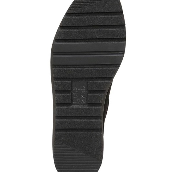 Pull on - Picture 5 of 6